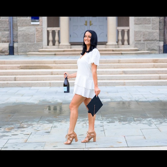 Showpo white dress - Picture 3 of 4